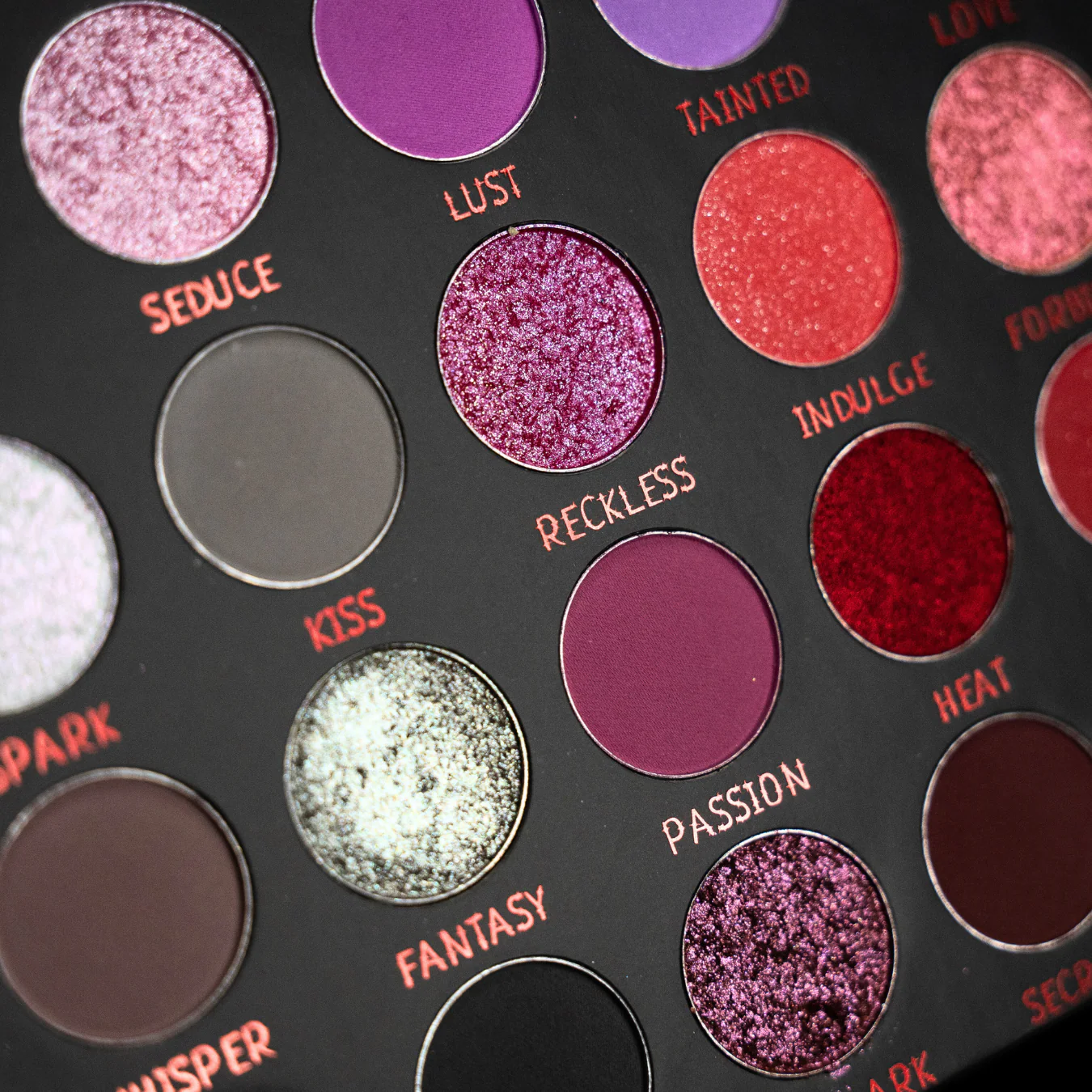 TAINTED PALETTE - Image 3